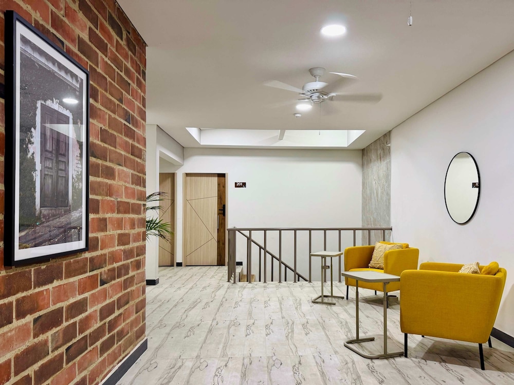 w Fantastic Loft w Modern Deco in Cali