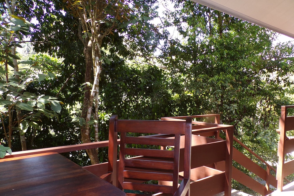 Mycasa's Bed and Breakfast