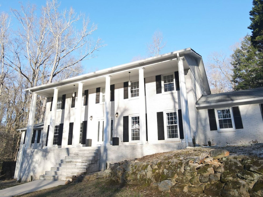 Southern Collective Sleeps8 Airport-beltline