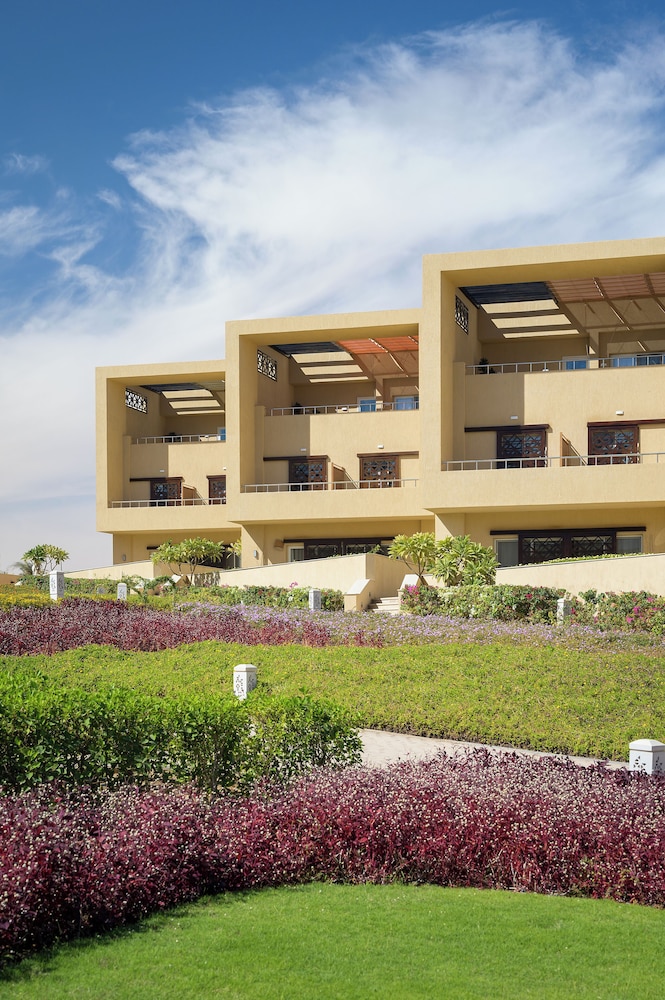 Hotel The Zen Wellness Resort - Image 1