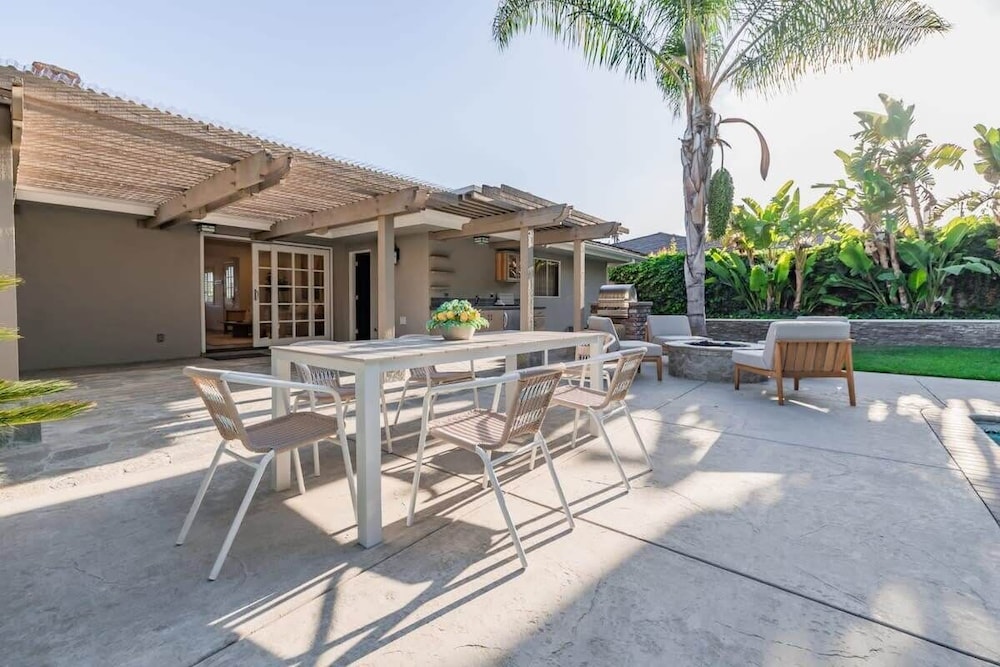 @ Marbella Lane - Serene Ranch Style Home W/pool
