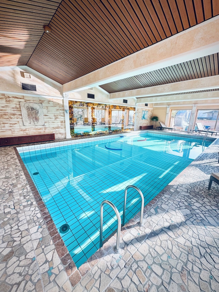 Hotel Alpenhof
