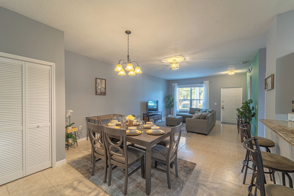 Charming 3Bd Close to Disney 3109 Sun Lake view 4