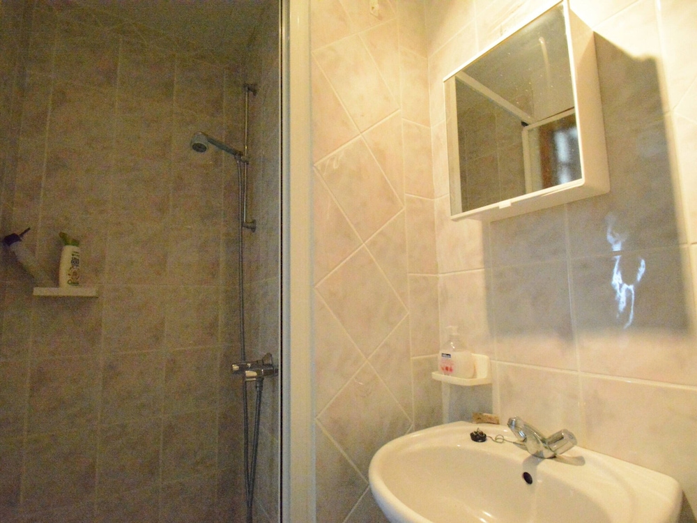 Photo 28