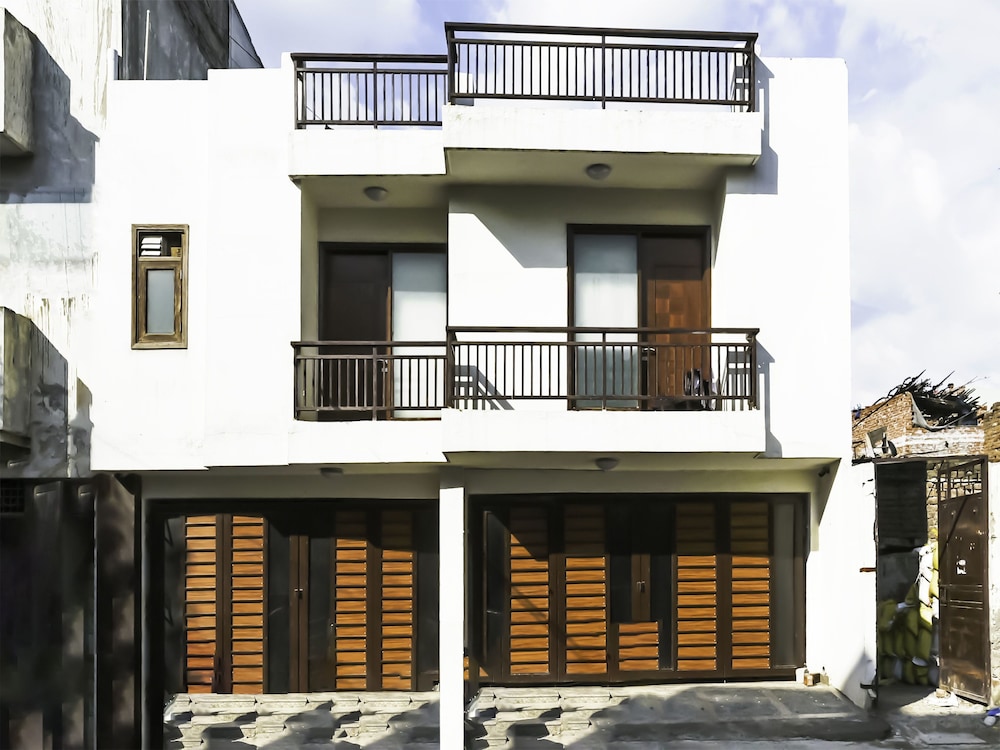 OYO 16540 Prem Home