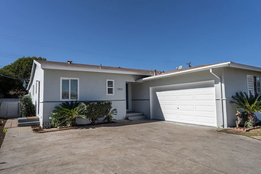 Disneyland 5BR Fullerton House Fully Remodeled 2023 w Garage Fenced Yard p61