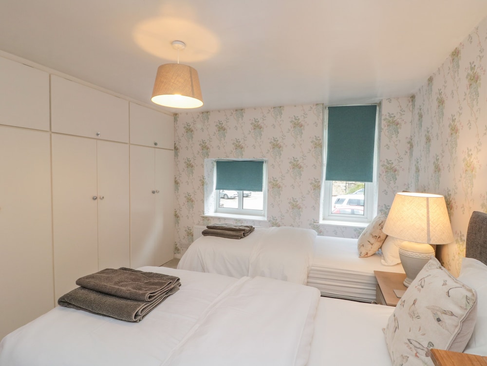 5 Rosedale Abbey