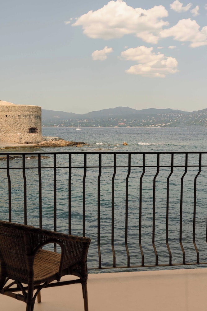 A/C Apt 2br/4p-2min to Plage de la Glaye/st-tropez