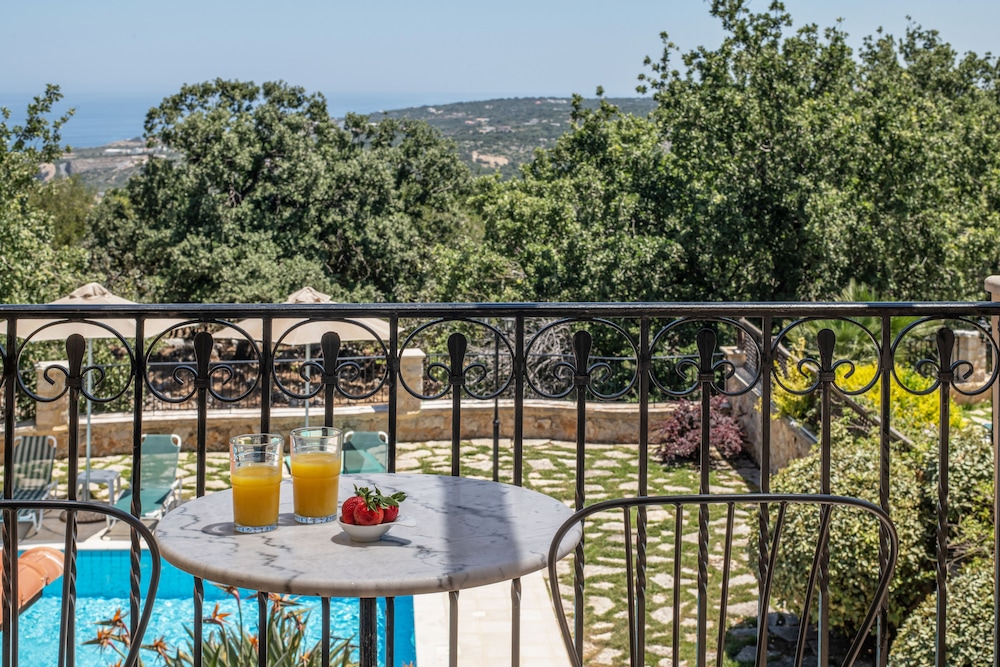Gerani Villas