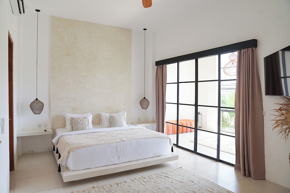Arrova Bali by Blacksand