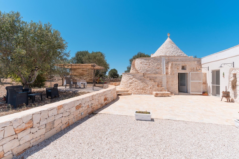 Trullo Calamo tra Mare e Citt