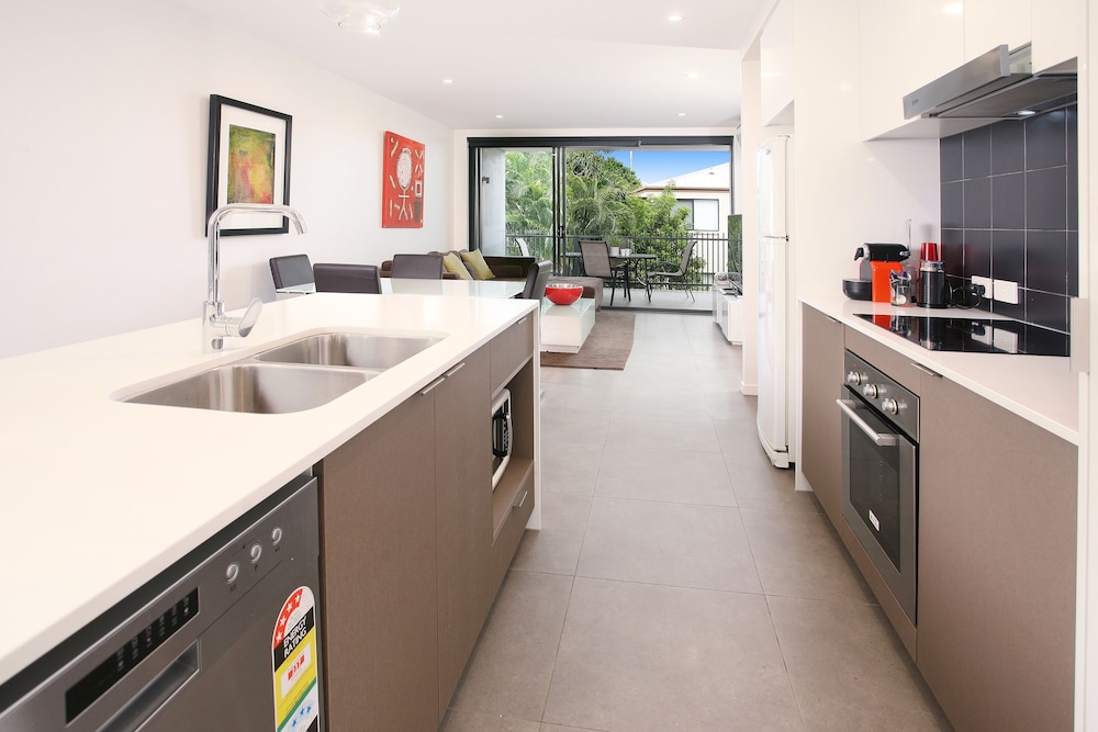 Back of the Block Bulimba view 5