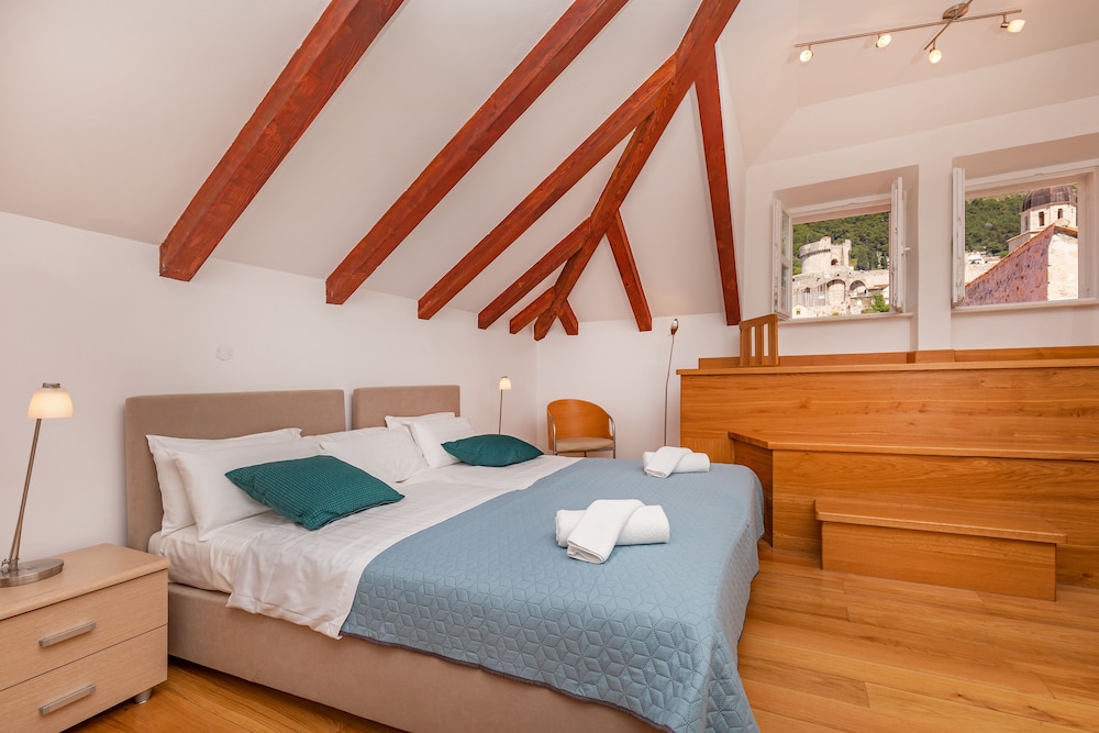Apartments Feri