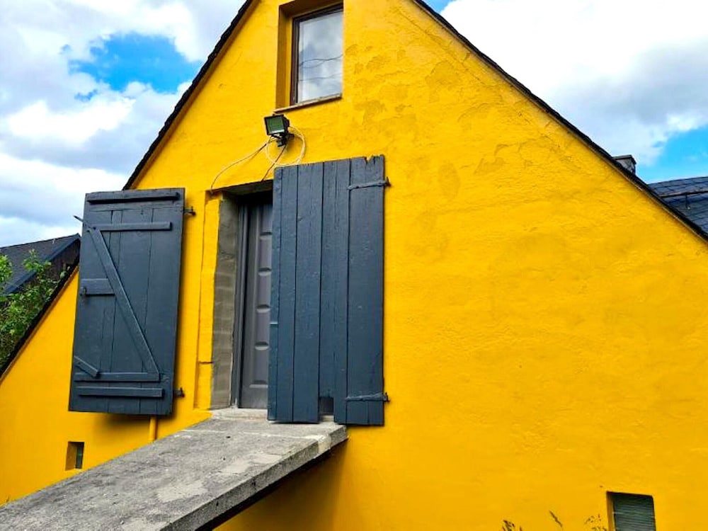 Ferienhaus in Barenstein bei Grunen Hugeln