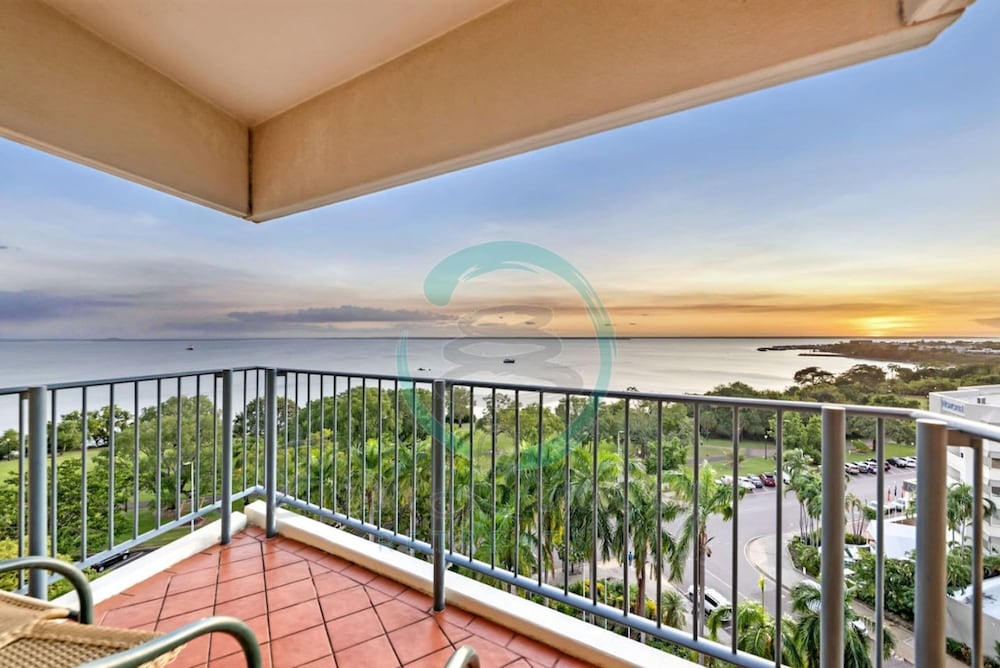 Coastal Splendor Seaview Pool Balcony Dining - Image 2