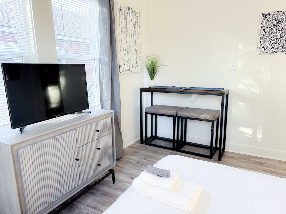 Renovated 2BR Near Paseo With Wifi Smart TV 31B