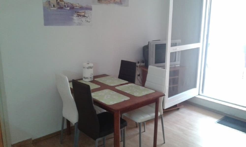Drago - Apartments in the Center - A2 view 2
