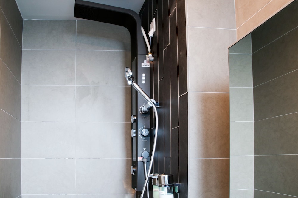 H2O Residences by Victoria Home photo 8