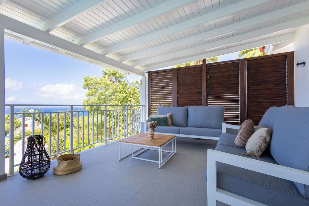 Coral Estate Holidays