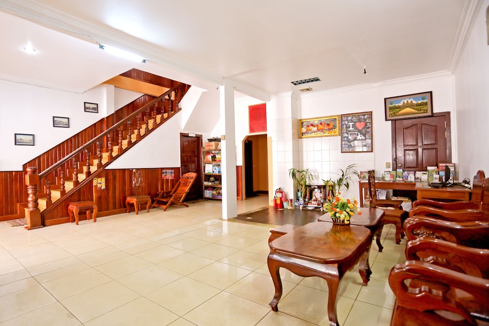 Hang Tep Hostel