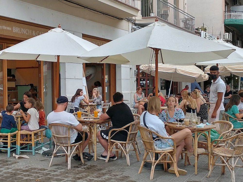Lovely Flat In Barceloneta Near Sea