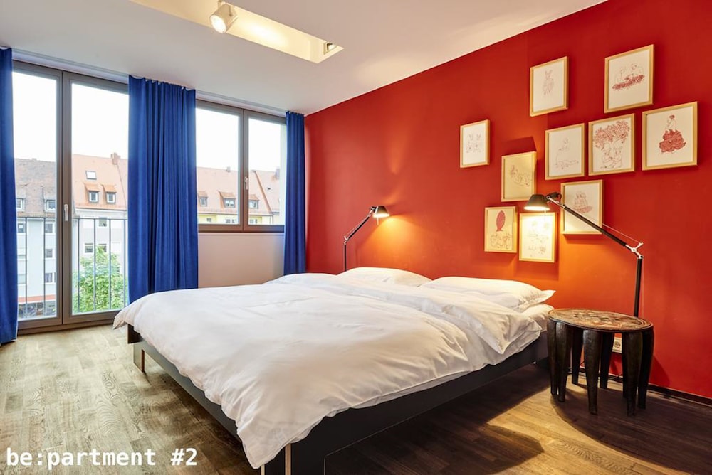 Nuremberg Vacations - No Shoes Hotel And Green Bar - Property Image 4