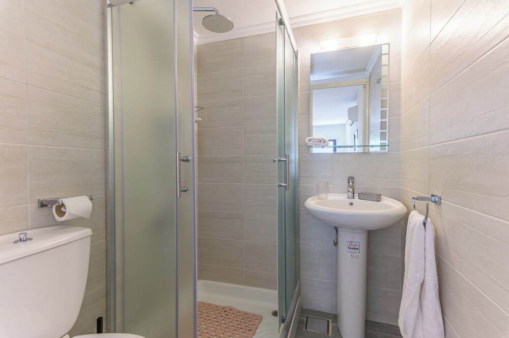 Sea Lofts-Kfar Abida Oceanfront Retreats