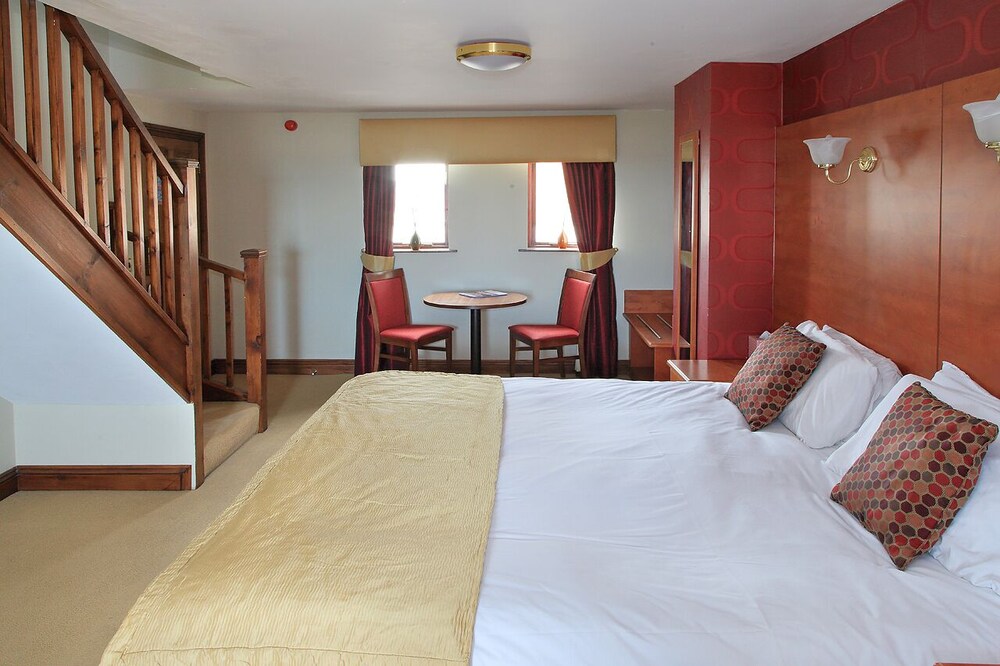 Hartlepool Vacations - The Marine Hotel - Property Image 3