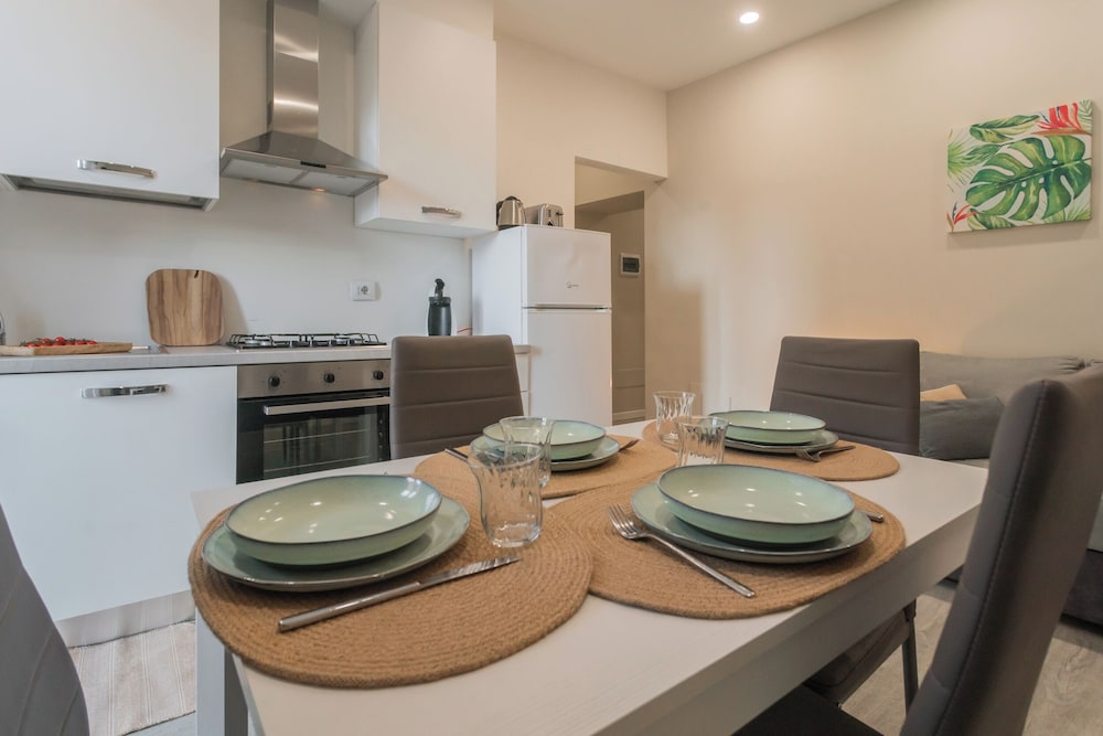 Zezio 44 by Rent all Como