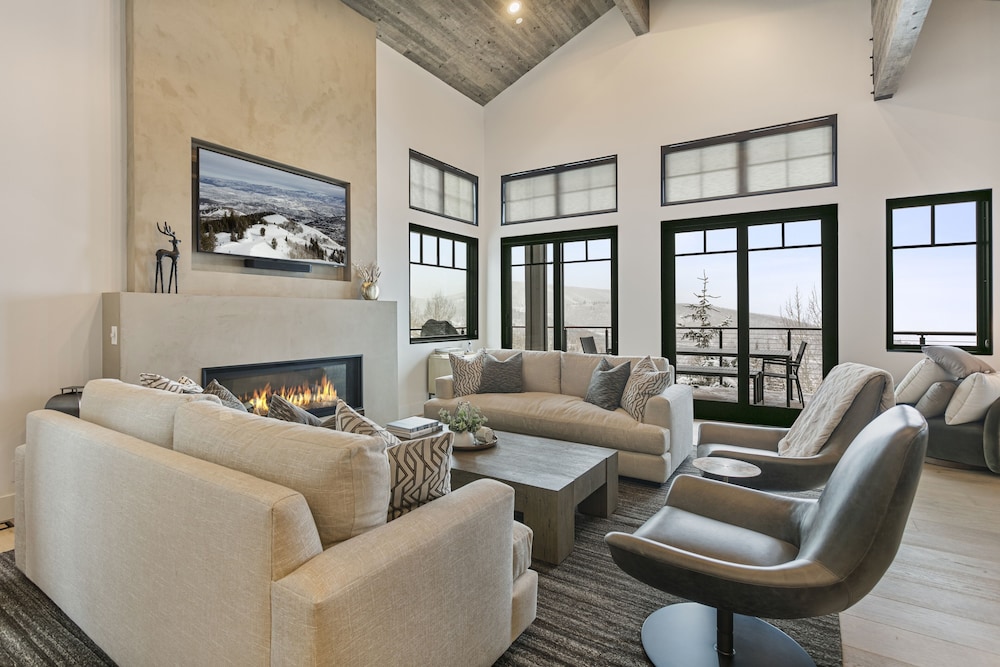 50 - Six Bedroom with Spa Stag Lodge 6 Condo