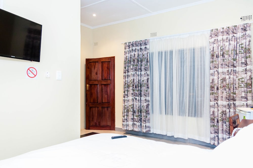 Glen Lodge & Tours