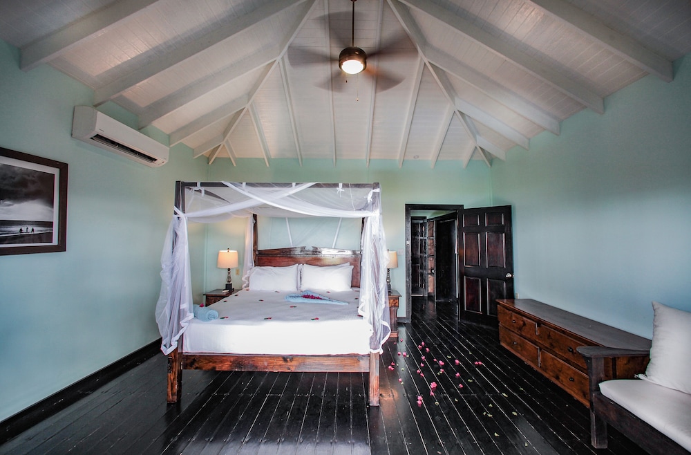 COCOS Hotel - Adults Only - Caters to Couples - All Inclusive - Property Image 14