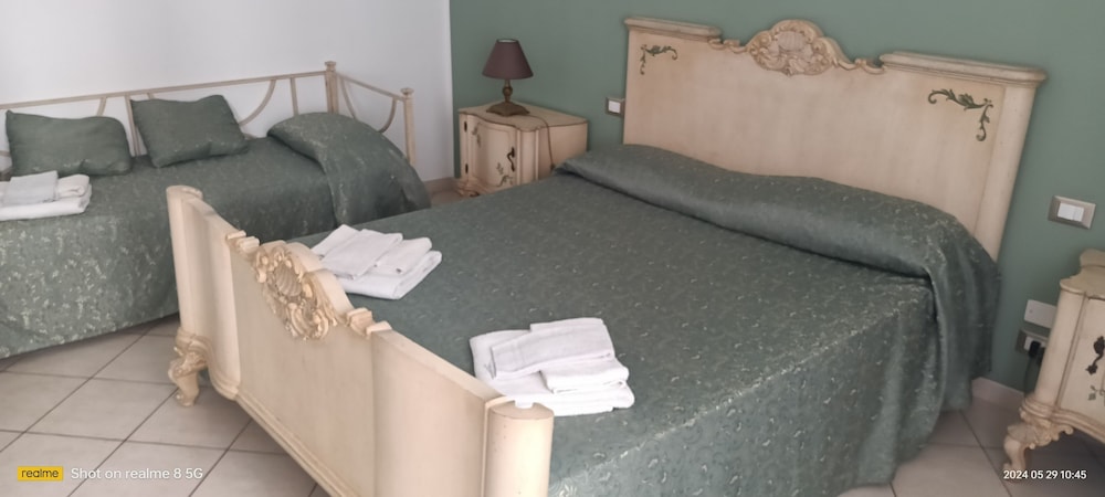 Almaran Bed & Breakfast