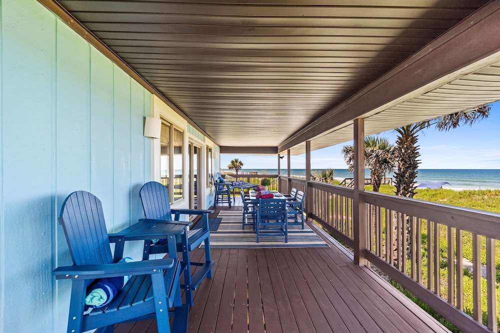 Oceanfront Steps to Sand Deck Pets Welcome