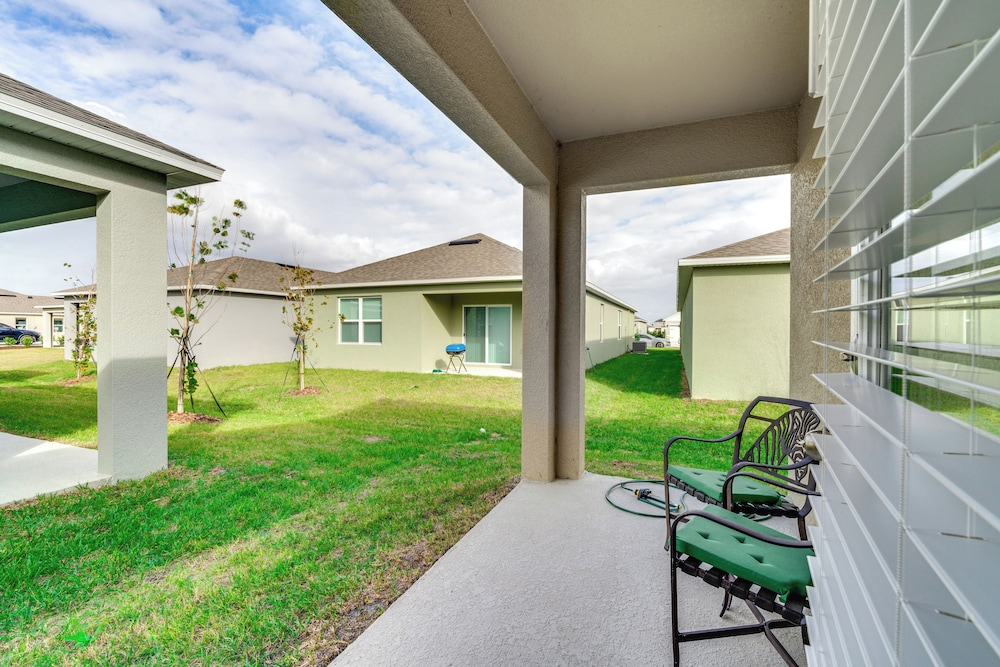 Playground Access: Winter Haven Getaway w/ Patio!