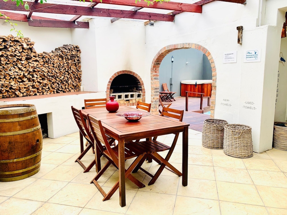 Abington Manor - Fish Hoek Guesthouse