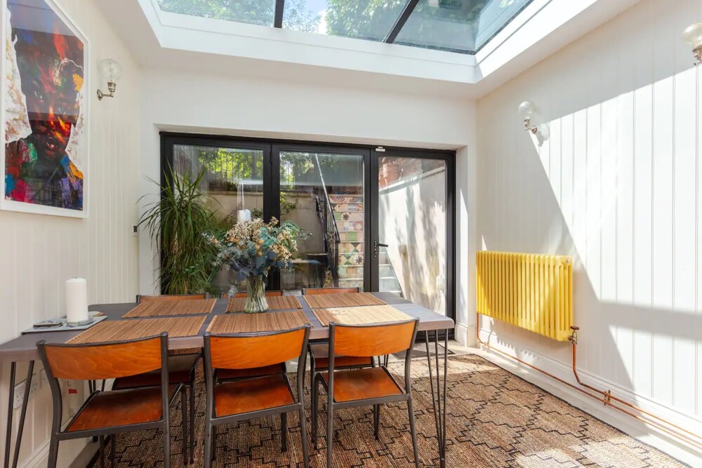 Stunning 2 Bedroom House in Peaceful London Fields