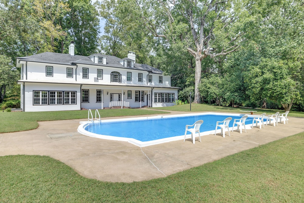 Westwind Estate Apt 6 Mi to Dtwn Spartanburg