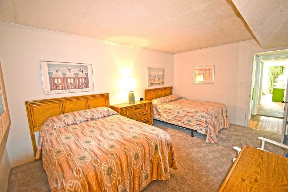 Ocean Hideaway 202