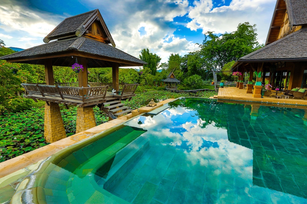 Mae Rim Vacations - Howie's Homestay - Property Image 12