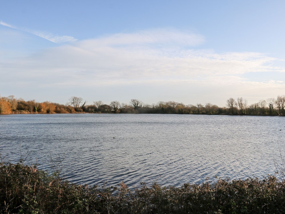 Chichester Lakeside Holiday Park