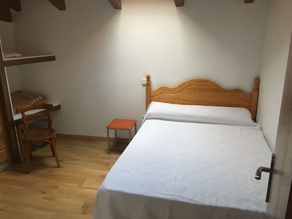 Hostal Plaza del Pilar photo 3