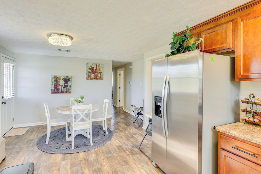 14 Mi to Montgomery: Updated Home Near Maxwell AFB