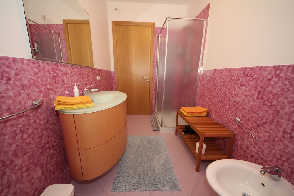 Photo 48