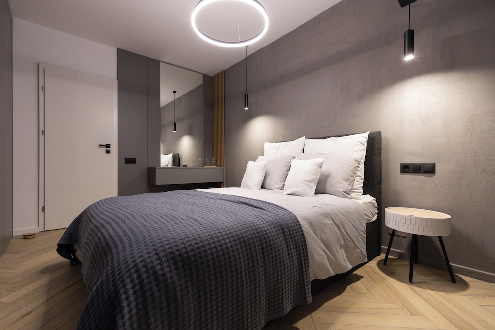 Royalton Suites