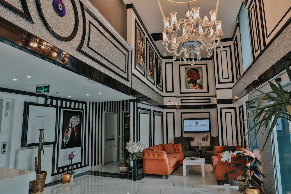 Grand Lark Otel - Image 10