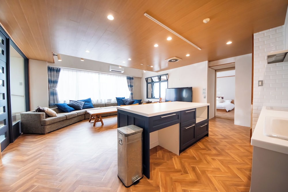 LIVE HEART House