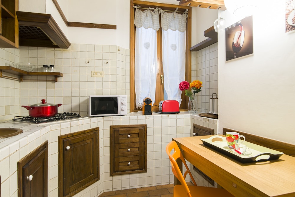 Borgo Allegri Arno Flat