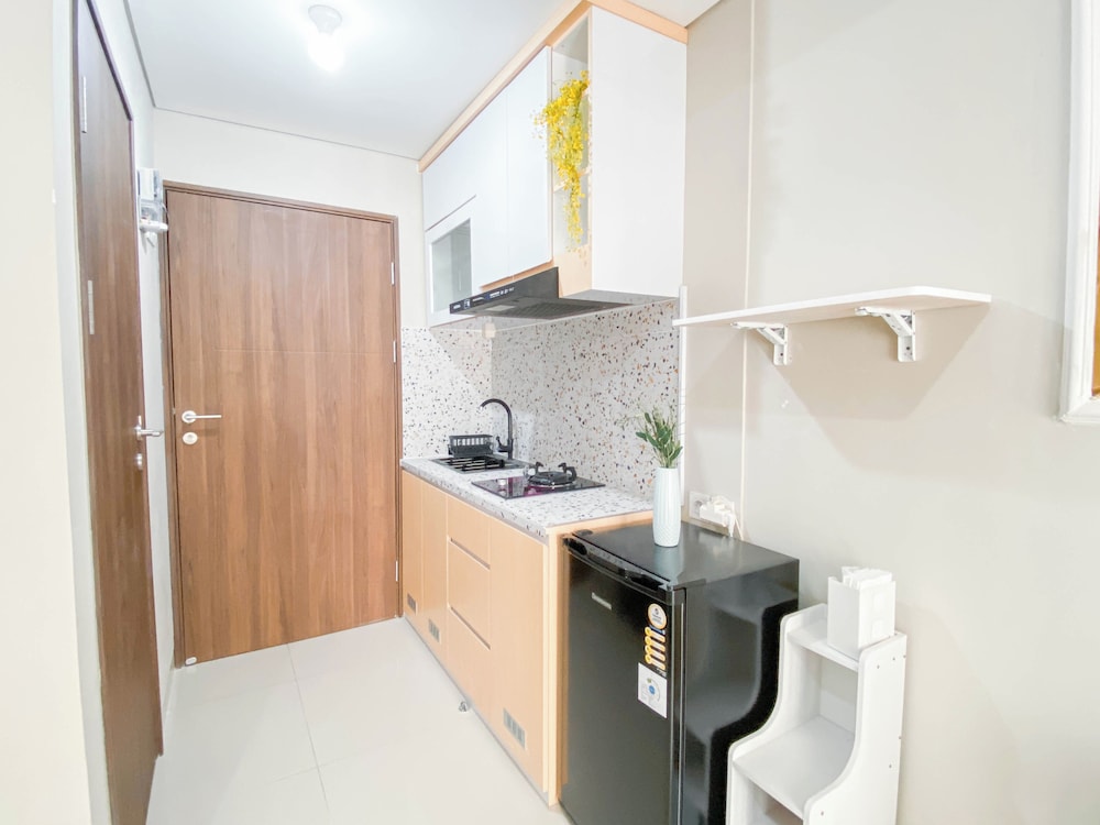 Nice Studio Room Apartment at LRT City Sentul - Royal Sentul Park