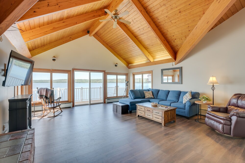 Waterfront Sidney Getaway w/ Private Dock! view 4